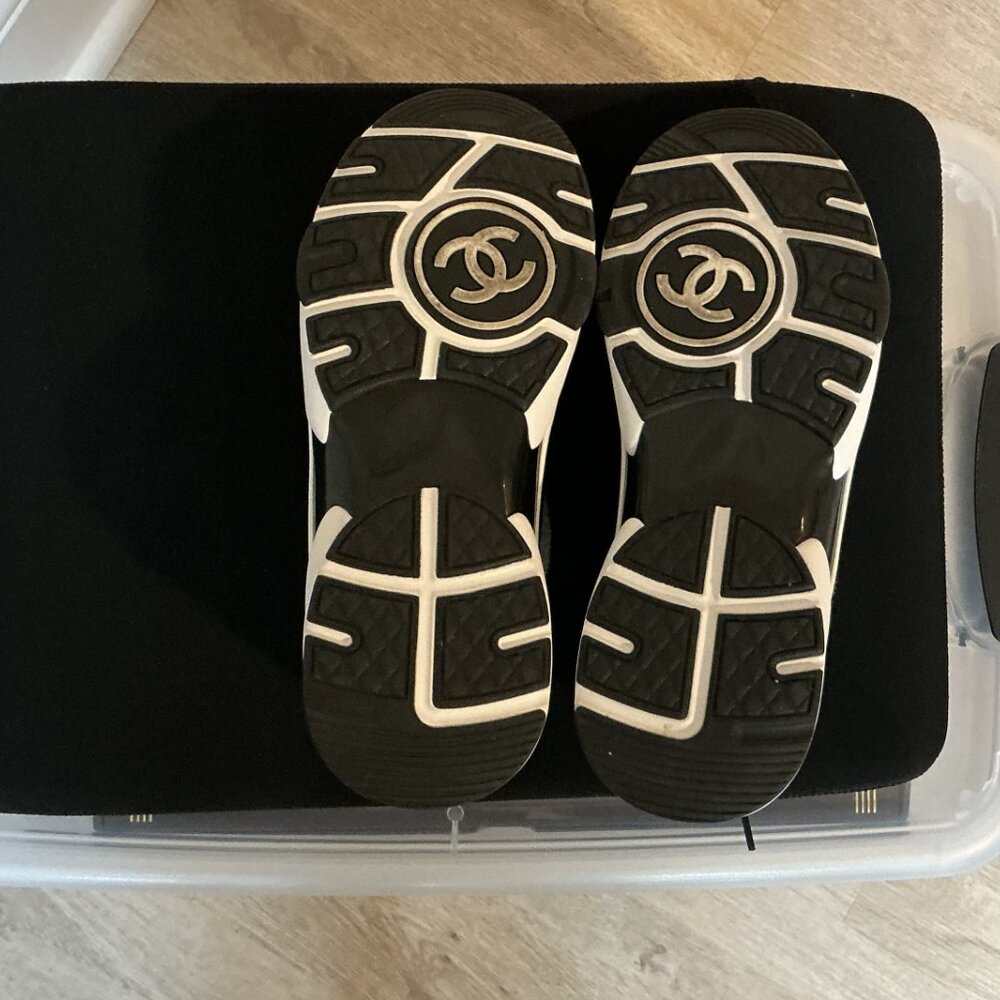 Chanel Grey Knit Fabric sneakers size 37 - Picture 5 of 5